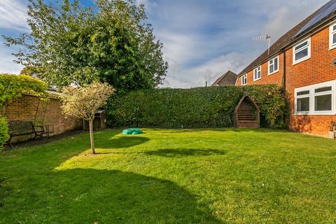 3 Hollands Close, Littleton, Winchester, SO22 6QN