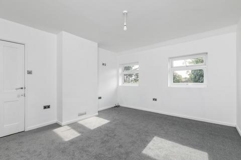 3 Hollands Close, Littleton, Winchester, SO22 6QN