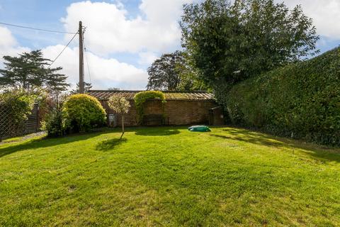 3 Hollands Close, Littleton, Winchester, SO22 6QN