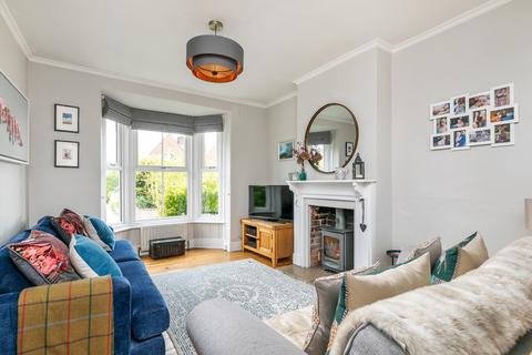 8 Elm Road, Winchester, SO22 5AG