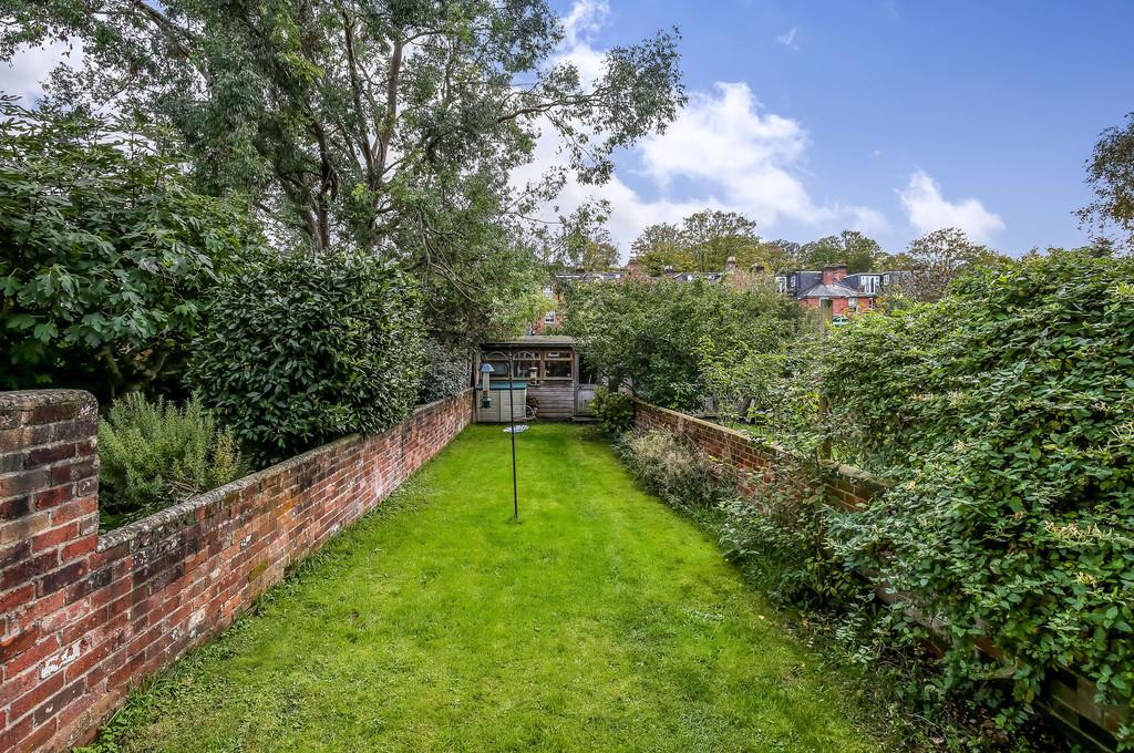 Fairfield Road, Winchester, SO22 4 bed terraced house for sale £750,000