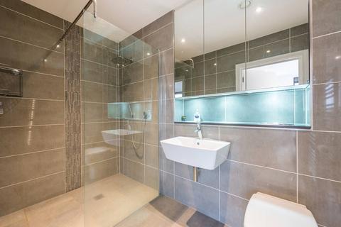 Flat 12, Noble House Kings Place, London, W4 4BA