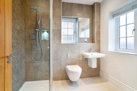 42 Sargent Square, Broadway, WR12 7FE