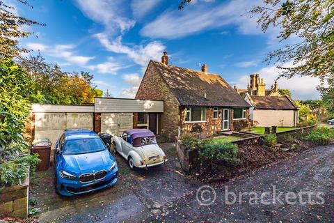 2 bedroom detached house for sale, London Road, Southborough, Tunbridge Wells