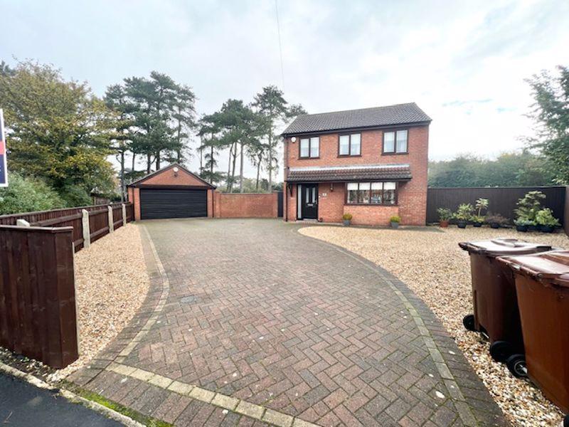 MEADOWBANK, GREAT COATES, GRIMSBY 3 bed detached house for sale £295,000