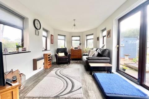 43 Meadowbank, Great Coates, Grimsby, DN37 9PG