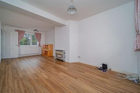33 Barnwell Road, Melksham, SN12 7DG