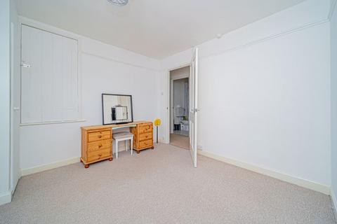 33 Barnwell Road, Melksham, SN12 7DG