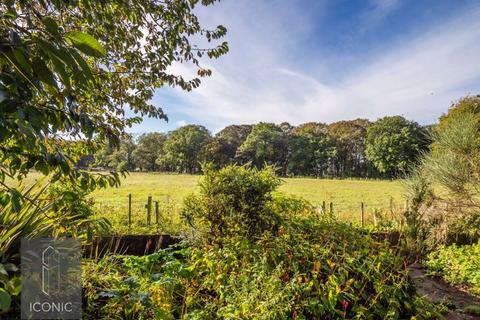 2 bedroom detached bungalow for sale, Drayton High Road, Norwich