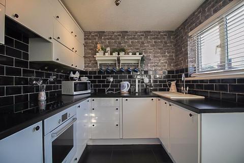 58 Clewley Drive, Wolverhampton, WV9 5LA