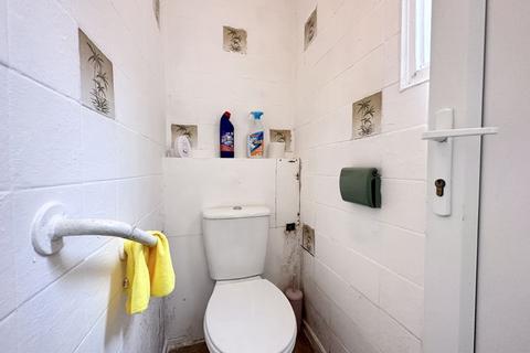 30 Glebefields Road, Tipton, DY4 0NZ