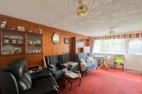 23 Ferndale Close, Burntwood, WS7 4US