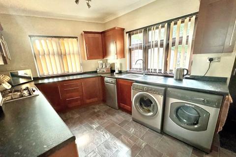 97 Carter Drive, Romford, RM5 2PJ