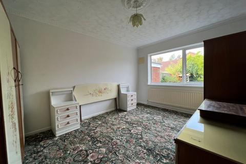 32 Chase Vale, Burntwood, WS7 3GD
