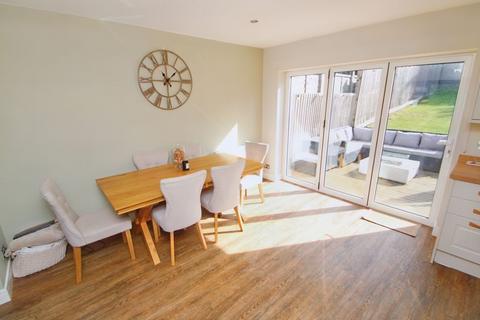 11 Chippendale Close, High Wycombe, HP13 6BS