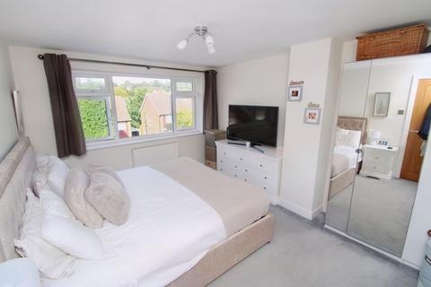 11 Chippendale Close, High Wycombe, HP13 6BS