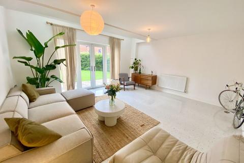 4 bedroom terraced house to rent - Rodney Street, Manchester