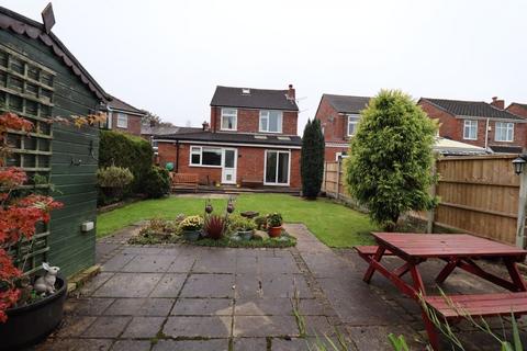 3 bedroom detached house for sale, Heath Road, Penketh, WA5