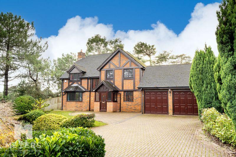 Hobbs Park, St Leonards, Ringwood, BH24 5 bed detached house for sale