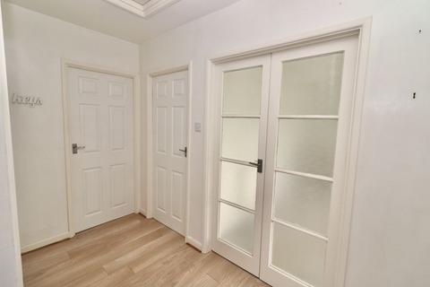 2 bedroom bungalow for sale - Waverley Close, Somerton TA11