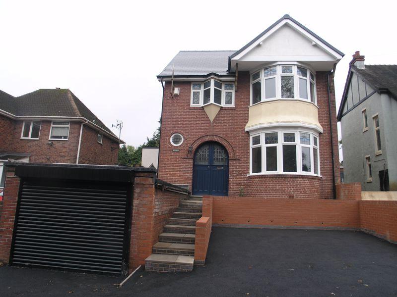 Barrs Road, Cradley Heath B64 3 bed detached house for sale £435,000