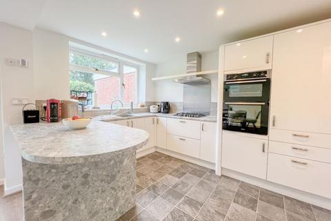 3 bedroom detached house for sale, Wordsworth Close, Lichfield WS14