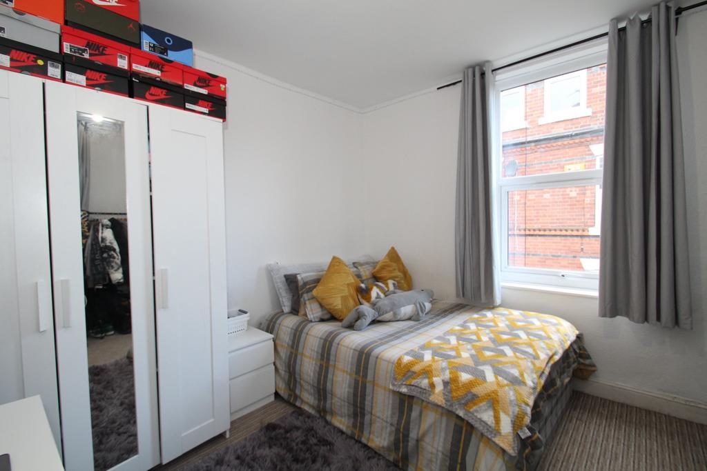 Lamartine Street, City Centre, 4 bed house to rent £2,103 pcm (£485 pw)