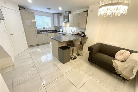 38 Eyam Way, Waverley, Rotherham, S60 8BQ