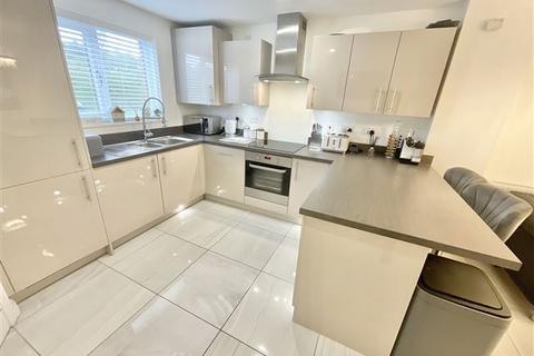 38 Eyam Way, Waverley, Rotherham, S60 8BQ