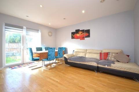 undefined, Chester Road, Hounslow