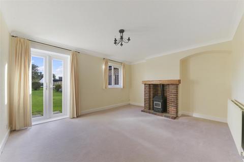 26 Ferndale Road, Banstead, SM7 2EX