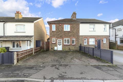 26 Ferndale Road, Banstead, SM7 2EX