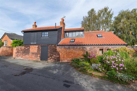 2 bedroom barn conversion for sale, Blincoes, Newlands Lane, Nayland