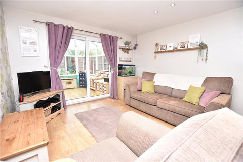 2 bedroom semi-detached house for sale, Cobham Walk, Leeds, West Yorkshire