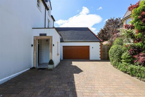 6 bedroom semi-detached house for sale, Heol Isaf, Radyr, Cardiff