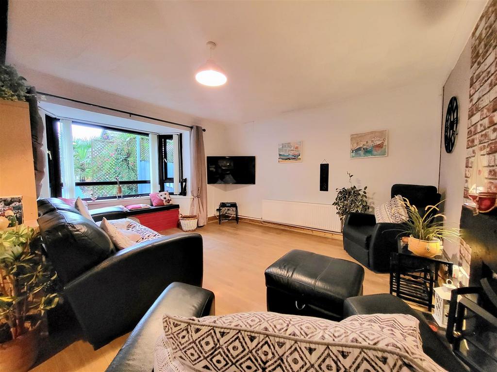 Incline Way, Saundersfoot 4 bed detached bungalow for sale £365,000