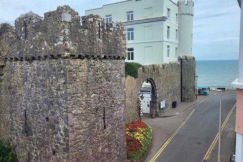 2 bedroom apartment for sale, St. Florence Parade, Tenby