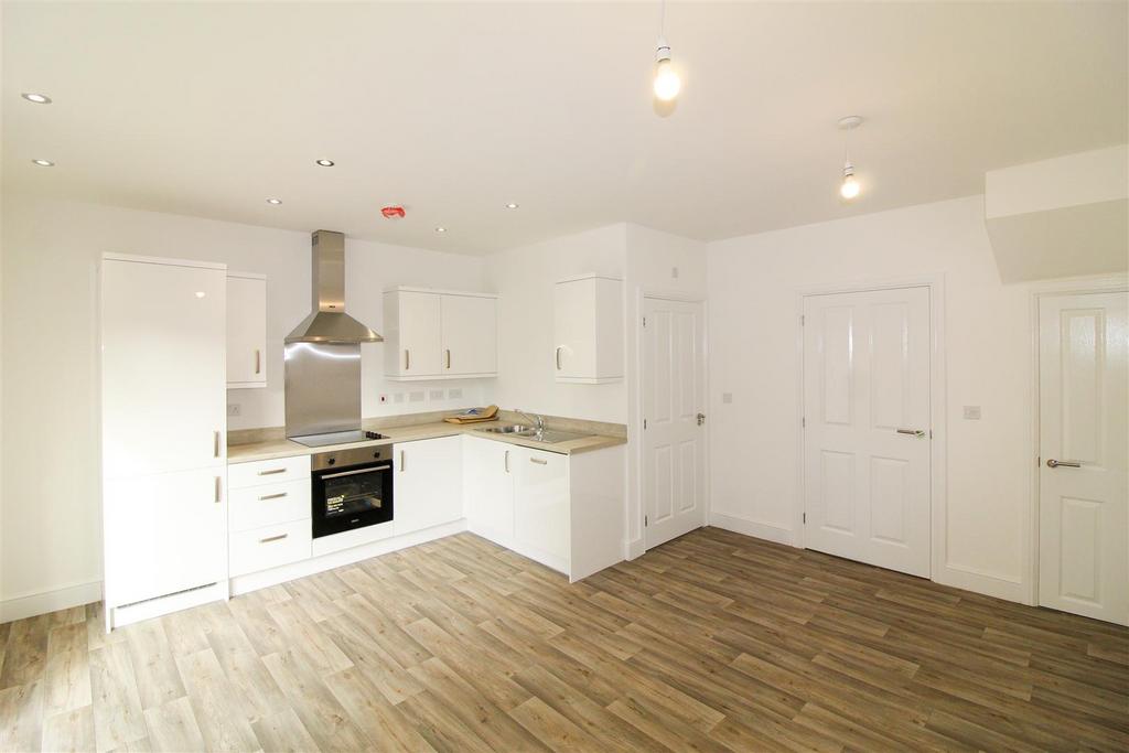 Regency Place, West Tanfield, Ripon 3 bed end of terrace house for sale