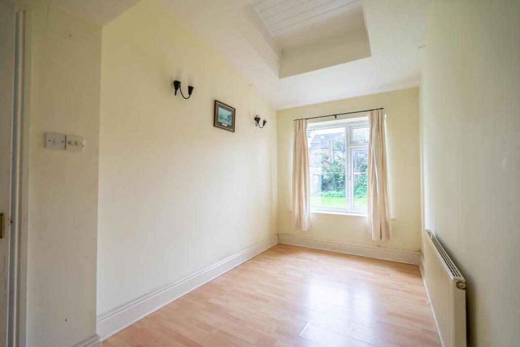 Broadway, Fulford, York 3 bed semidetached house for sale £365,000