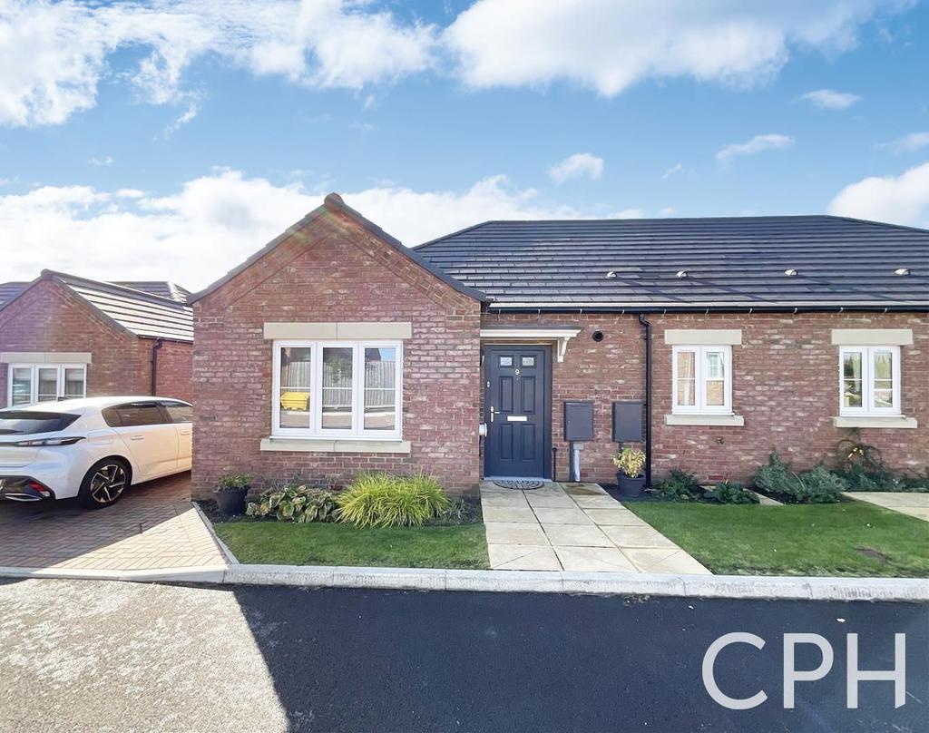 Chantry Gardens, Filey 2 bed bungalow for sale £300,000