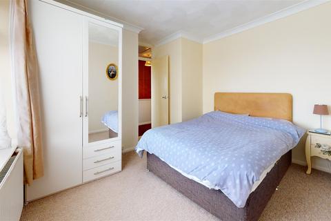 21 Cirrus Crescent, Gravesend, DA12 4QS