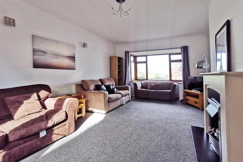 8 Thames Close, Derby, DE22 4HT
