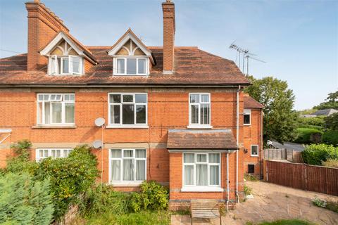 2 bedroom flat to rent, The Avenue, Ascot