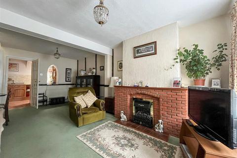 2 bedroom end of terrace house for sale - Windmill Lane, Bushey Heath, Bushey