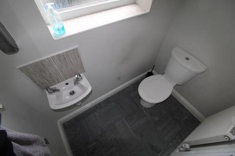 39 Grosvenor Road, Lower Gornal, Dudley, DY3 2PS