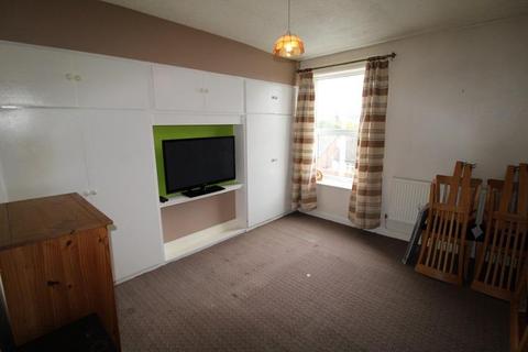 39 Grosvenor Road, Lower Gornal, Dudley, DY3 2PS