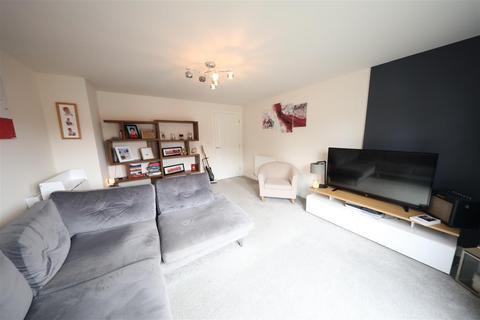 2 bedroom apartment for sale - 1 Jack Harrison Avenue, Cottingham