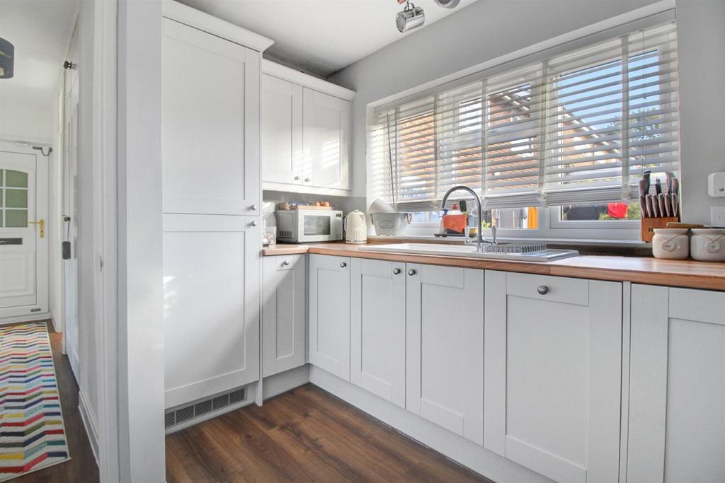 Kitchen 3.jpg