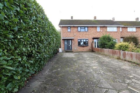 97 Hutton Drive, Hutton, Brentwood, CM13 2RP