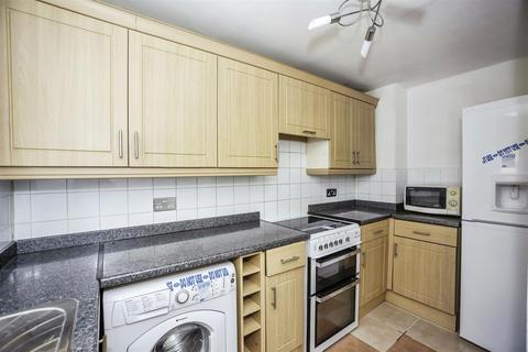 2 bedroom flat for sale, Parsonage Road, Grays